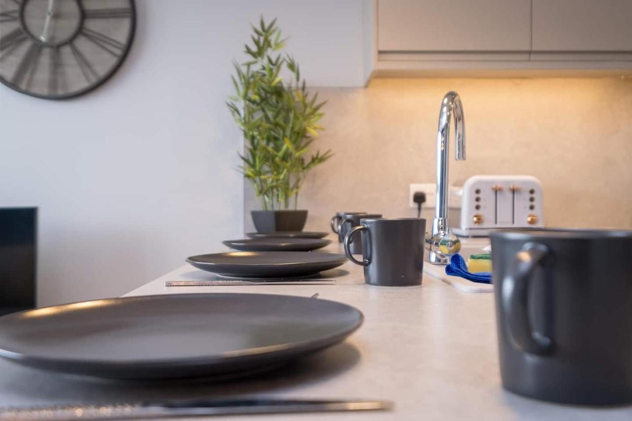 Apartment Modern With Sea Views, Steps From & The Royal Pavilion