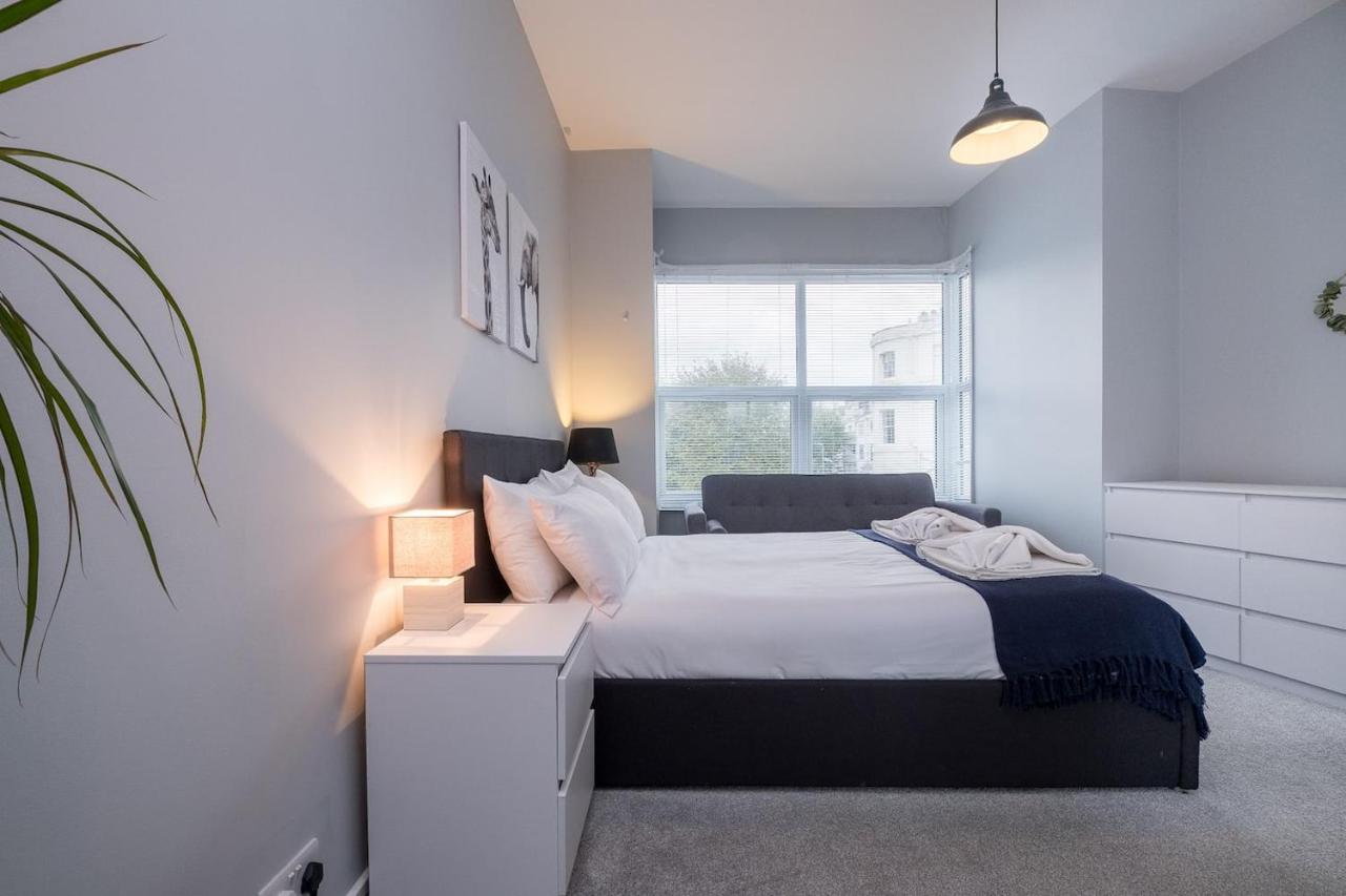 Apartment Modern With Sea Views, Steps From & The Royal Pavilion *