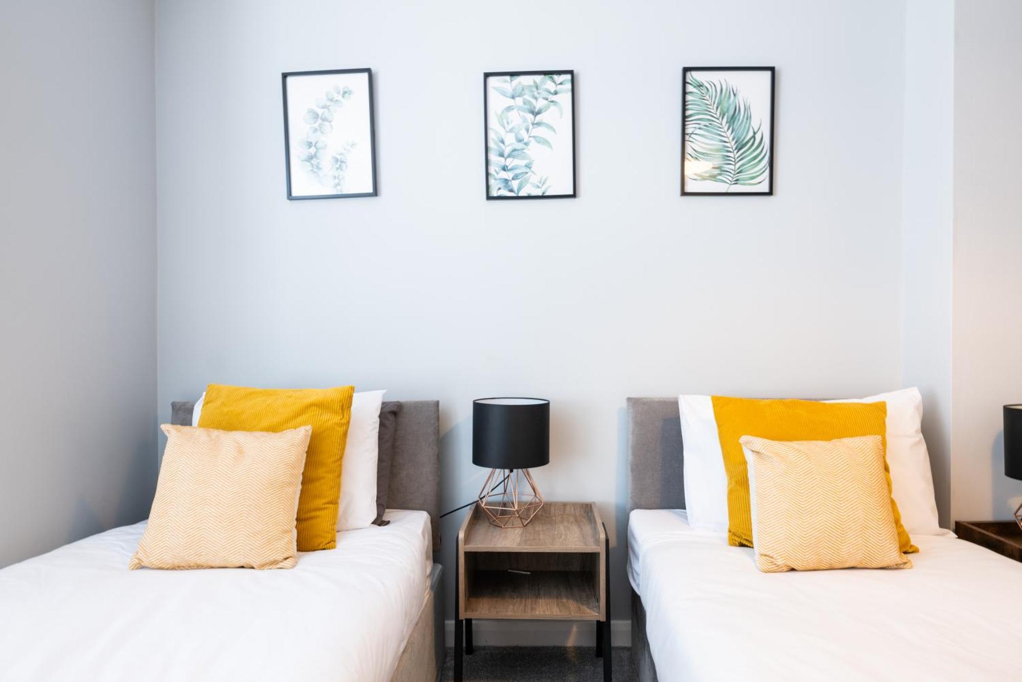 Apartment Modern With Sea Views, Steps From & The Royal Pavilion